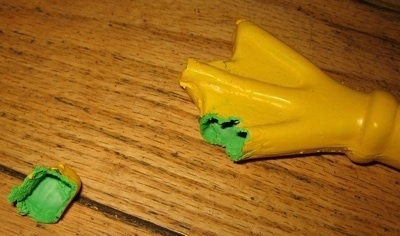 Close Up - Broken toy duck foot